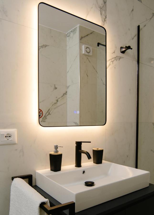 Apartman Urban Serenity Skyline View 1 Tirana