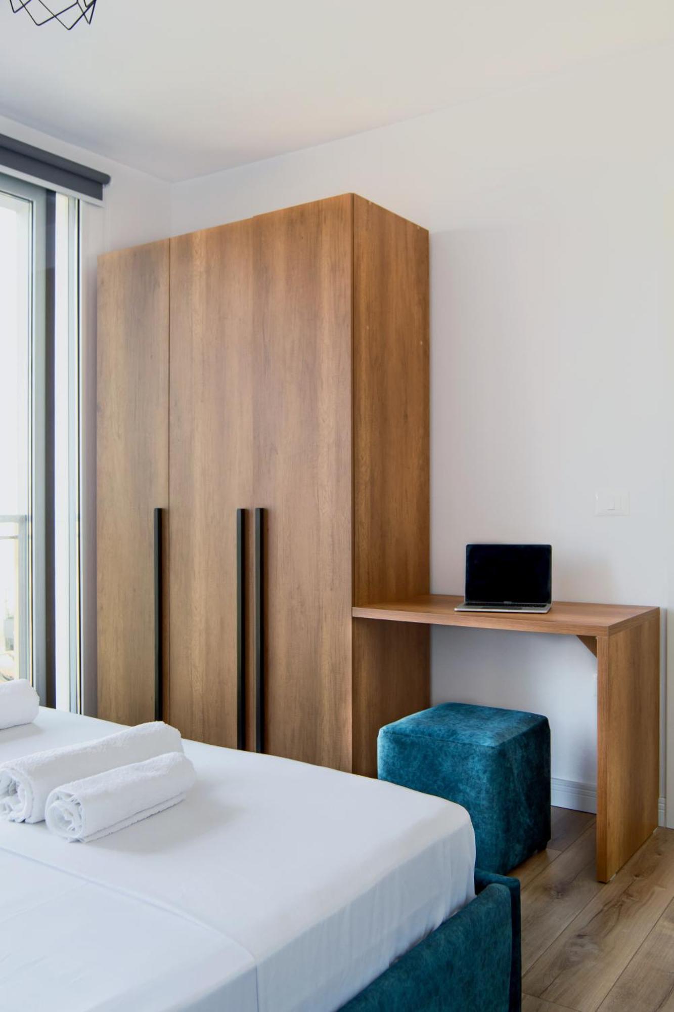 Urban Serenity Skyline View 1 Apartman